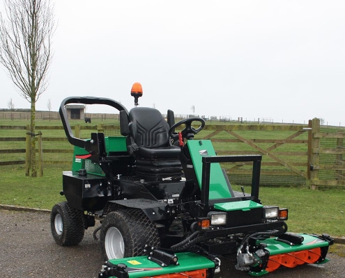 Used Ransome Parkway 2250 Triple Mower