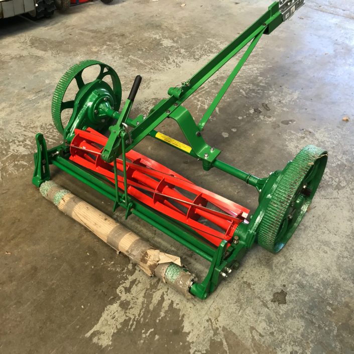 Lloyds Single Mower with Tow Frame