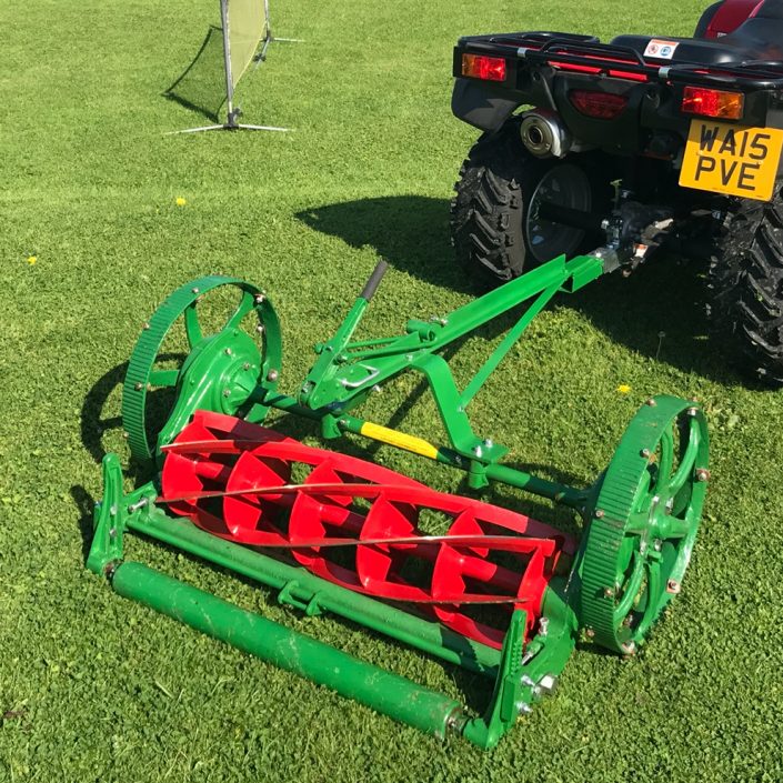 Lloyds Single Mower with Tow Frame