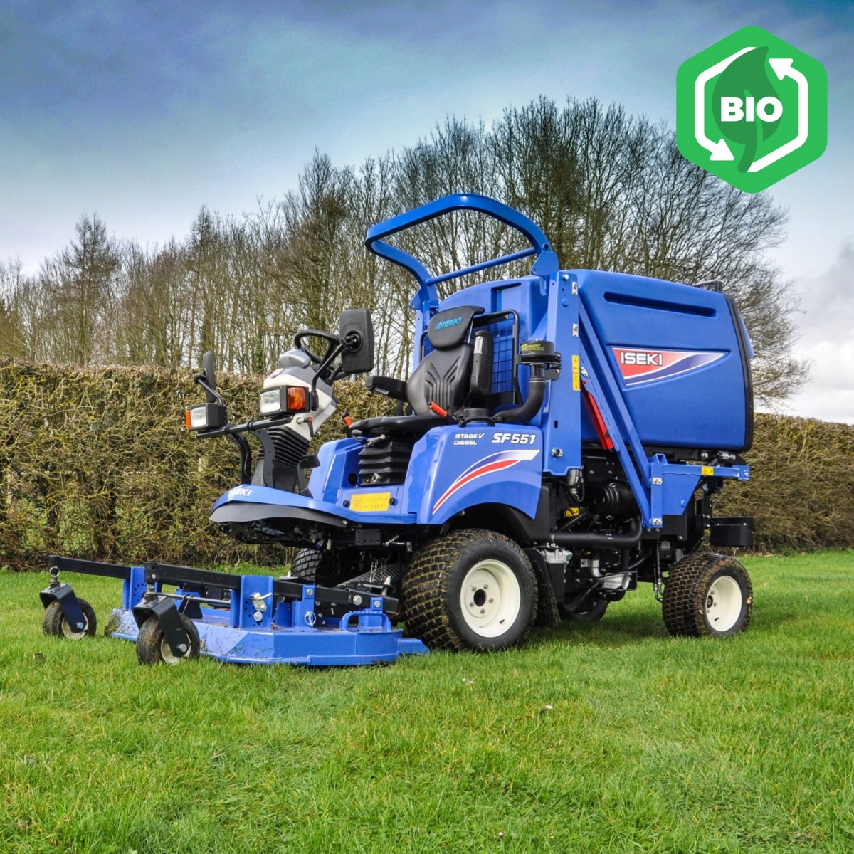 Iseki SF544 + SF551 Out-Front Mower Collectors