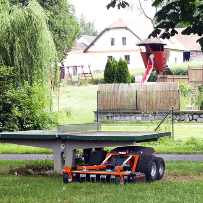 Raymo Battery-powered Remote-Controlled Mower
