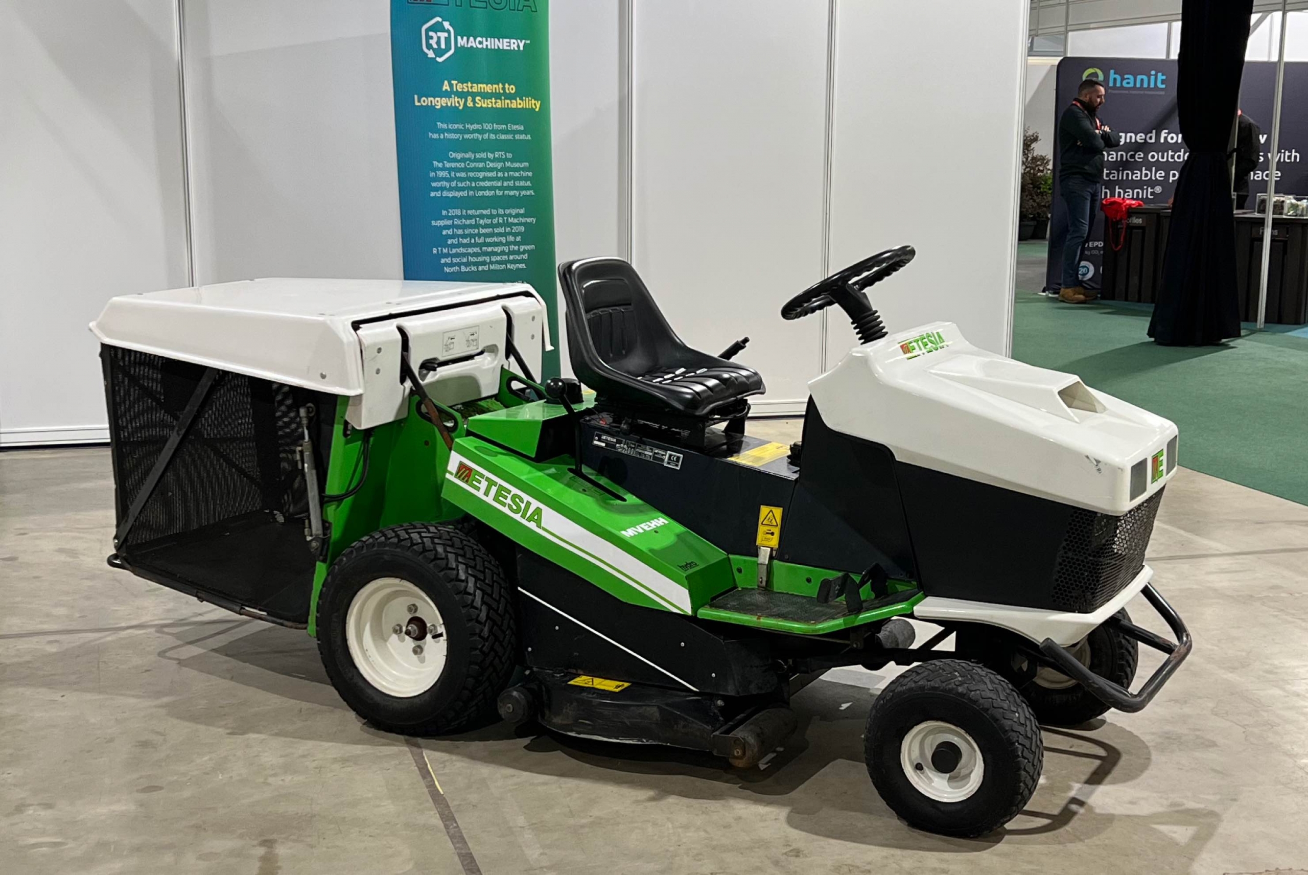 The Iconic Etesia Hydro 100