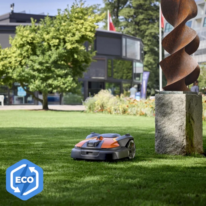 Husqvarna Automower® 560 EPOS™ Battery-Powered Robotic Mower