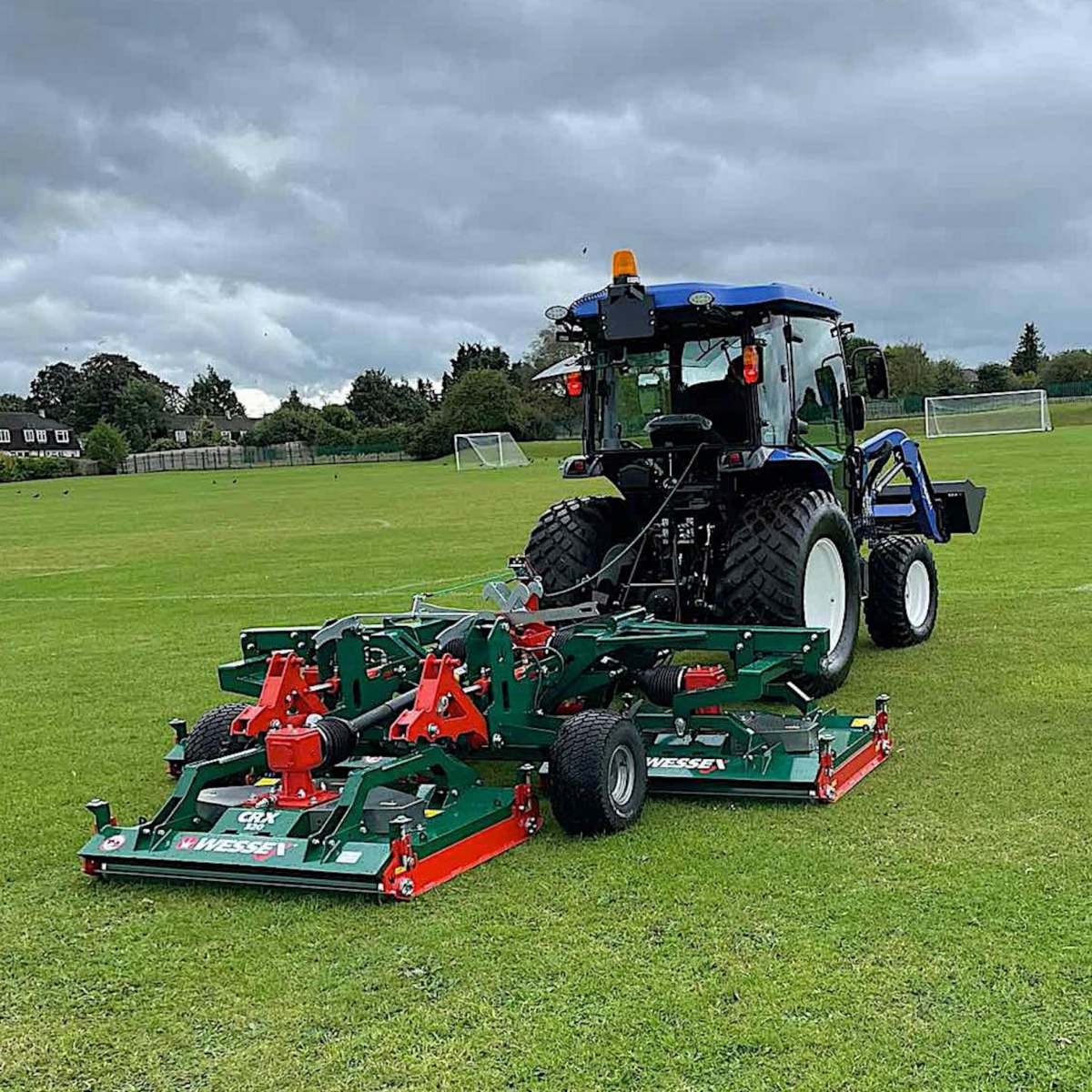 Wessex CRX 320 Tri-Deck Floating Head Roller Mower