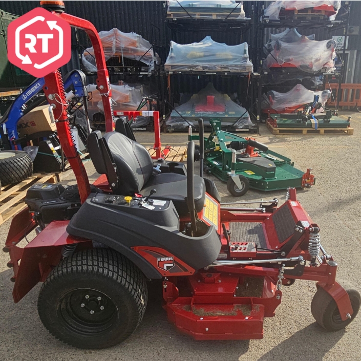 Used Ferris ISX800Z 52” Ride-on Mower | Ex Demo